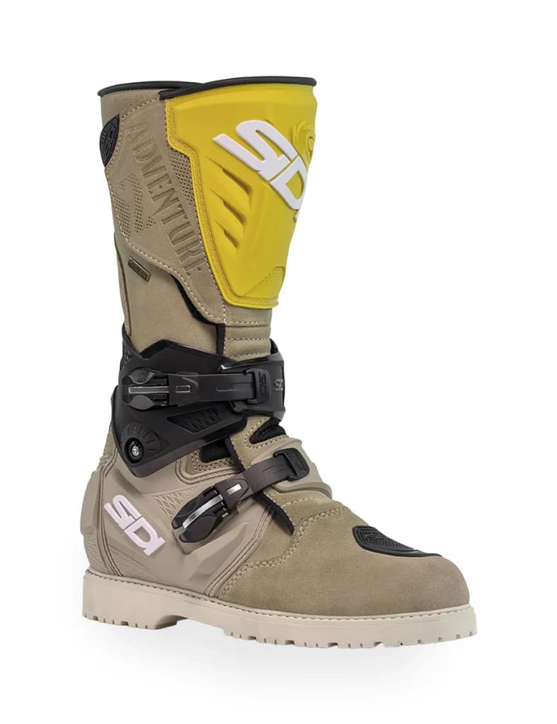 Sidi Adventure 2 Gore motosiklet botu, yandan görünüm