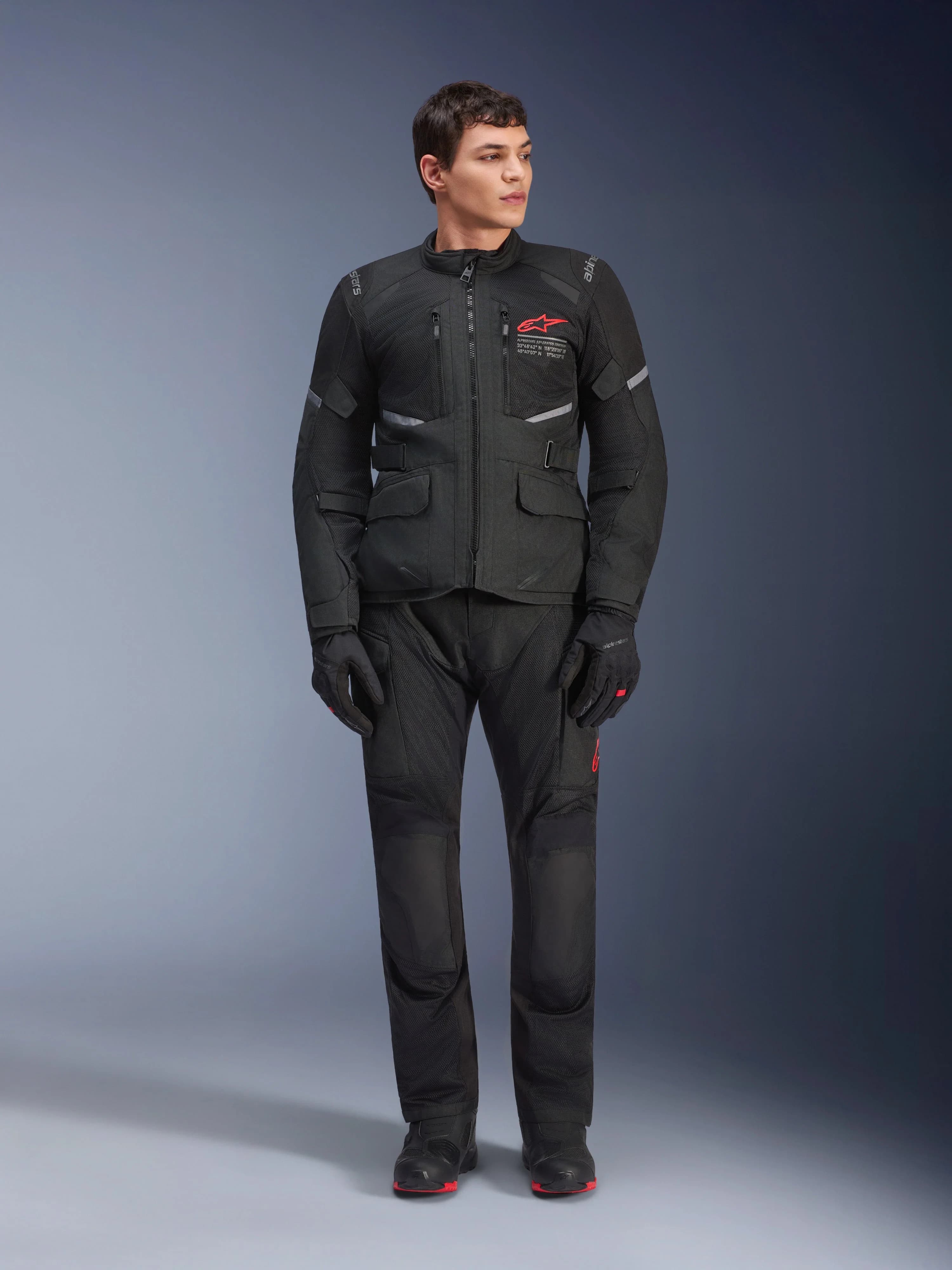 Alpinestars Andes Air Drystar pantolon, aynı serideki montla kombin halinde, önden