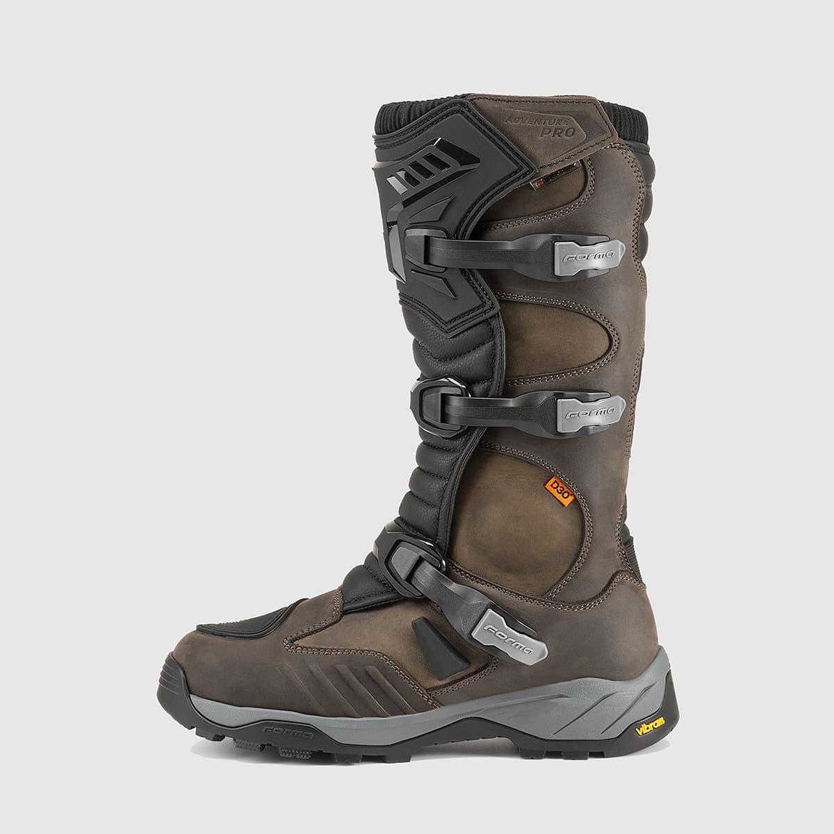 Forma Adventure Pro Dry motosiklet botu, dış yandan görünüm